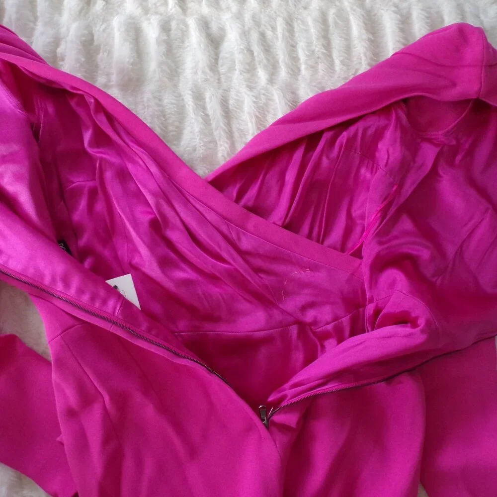 NWOT Dolce and Gabbana pink long sleeve barbie mini dress 40/S - Picture 12 of 12